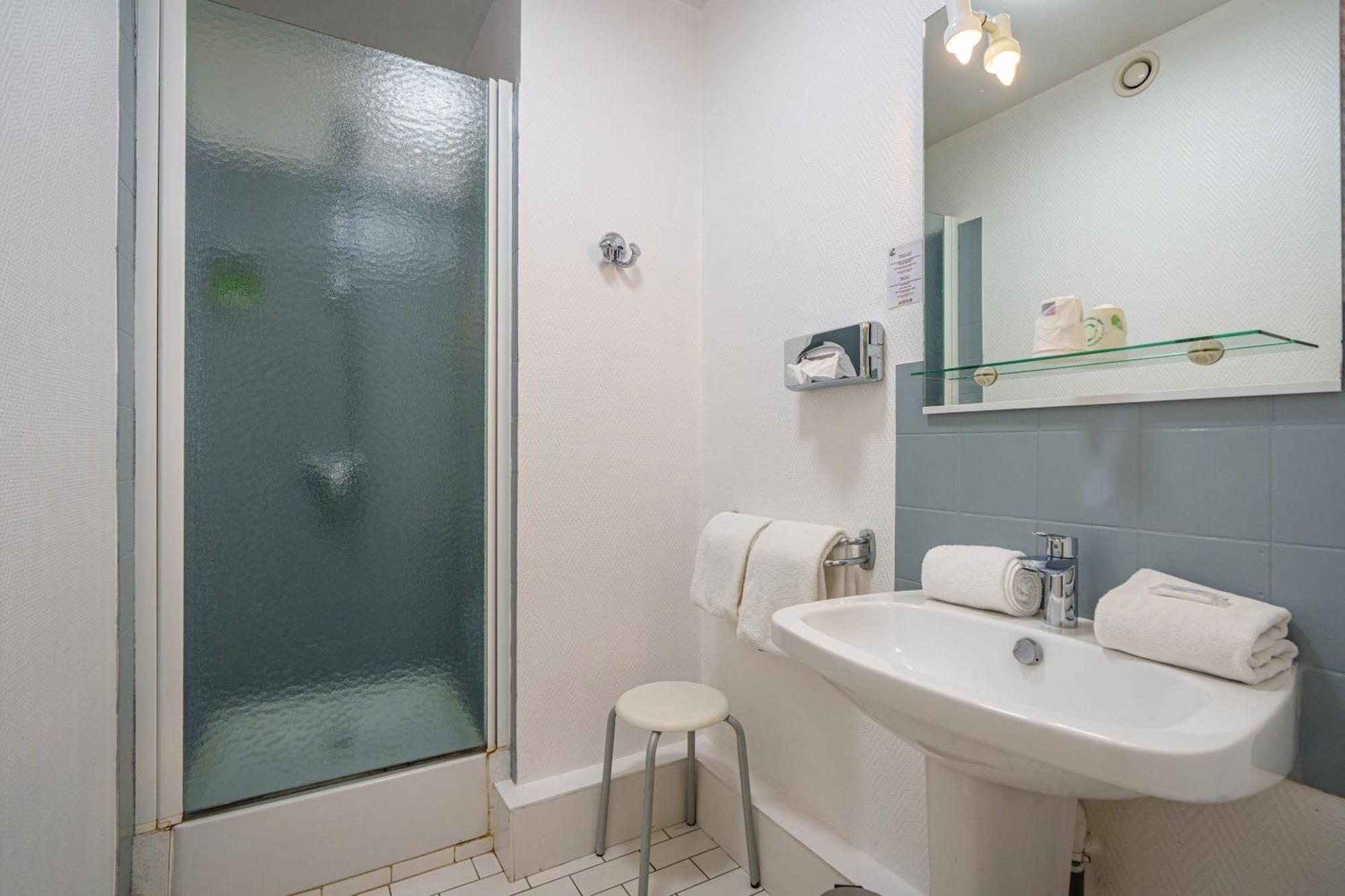 אזאי-לה-רידיו Hotel Val De Loire מראה חיצוני תמונה