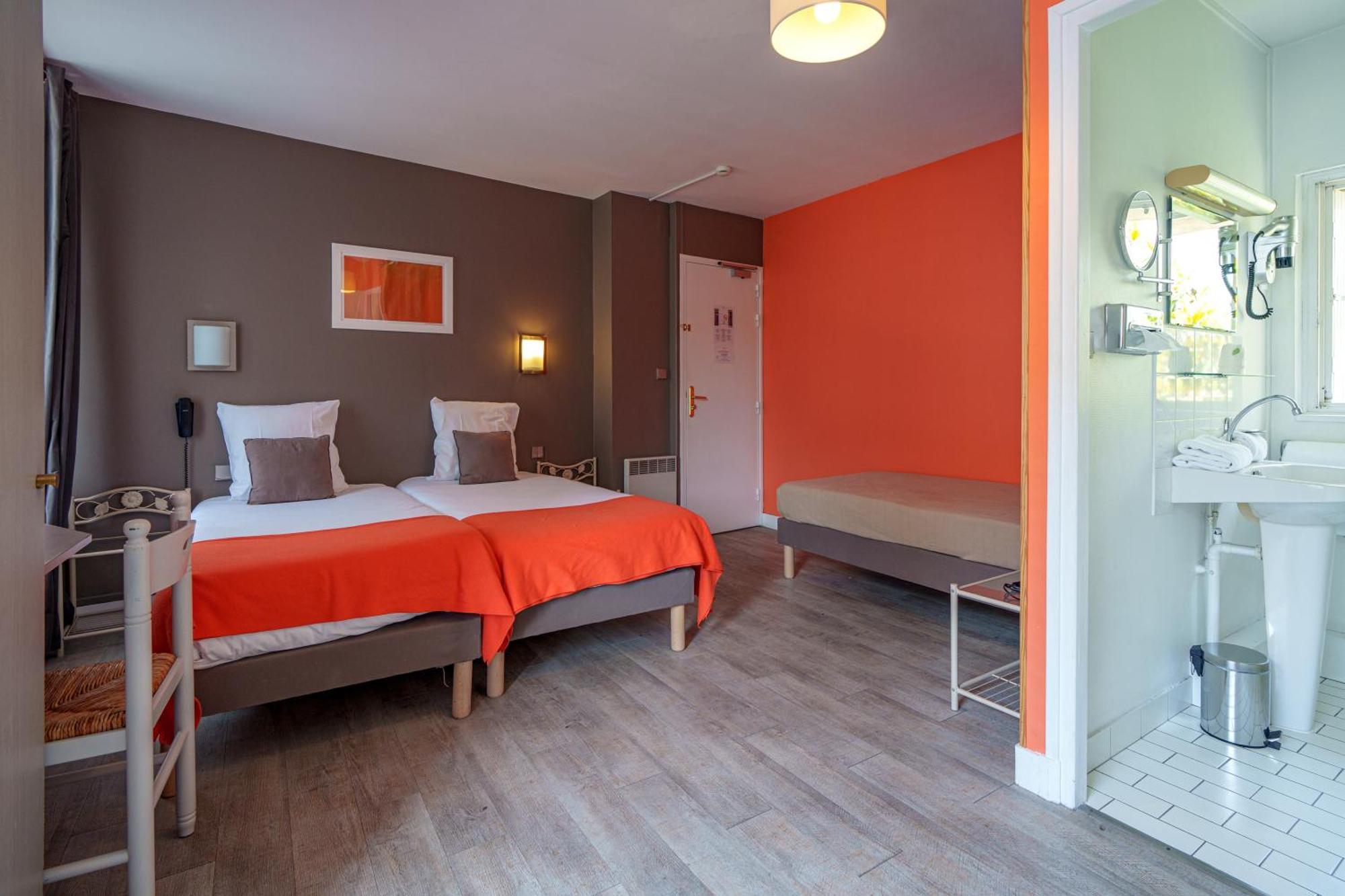 אזאי-לה-רידיו Hotel Val De Loire מראה חיצוני תמונה