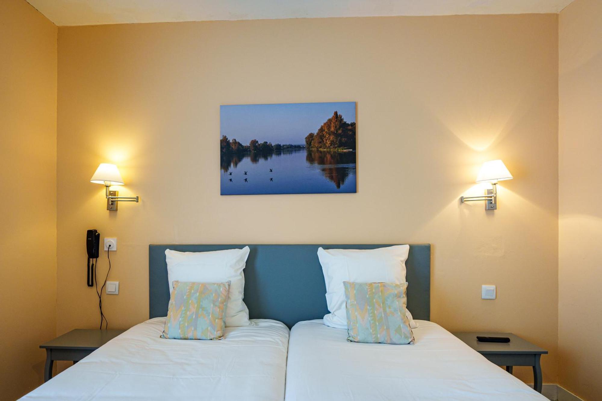 אזאי-לה-רידיו Hotel Val De Loire מראה חיצוני תמונה