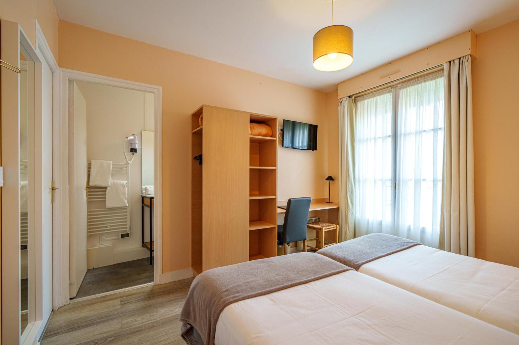 אזאי-לה-רידיו Hotel Val De Loire מראה חיצוני תמונה