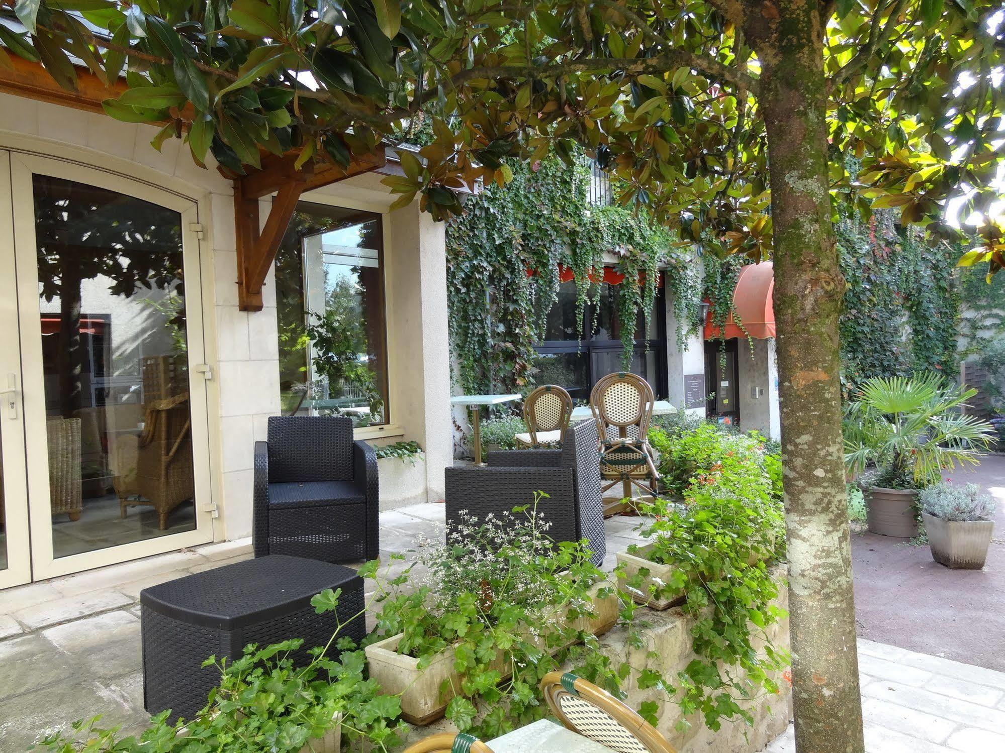אזאי-לה-רידיו Hotel Val De Loire מראה חיצוני תמונה